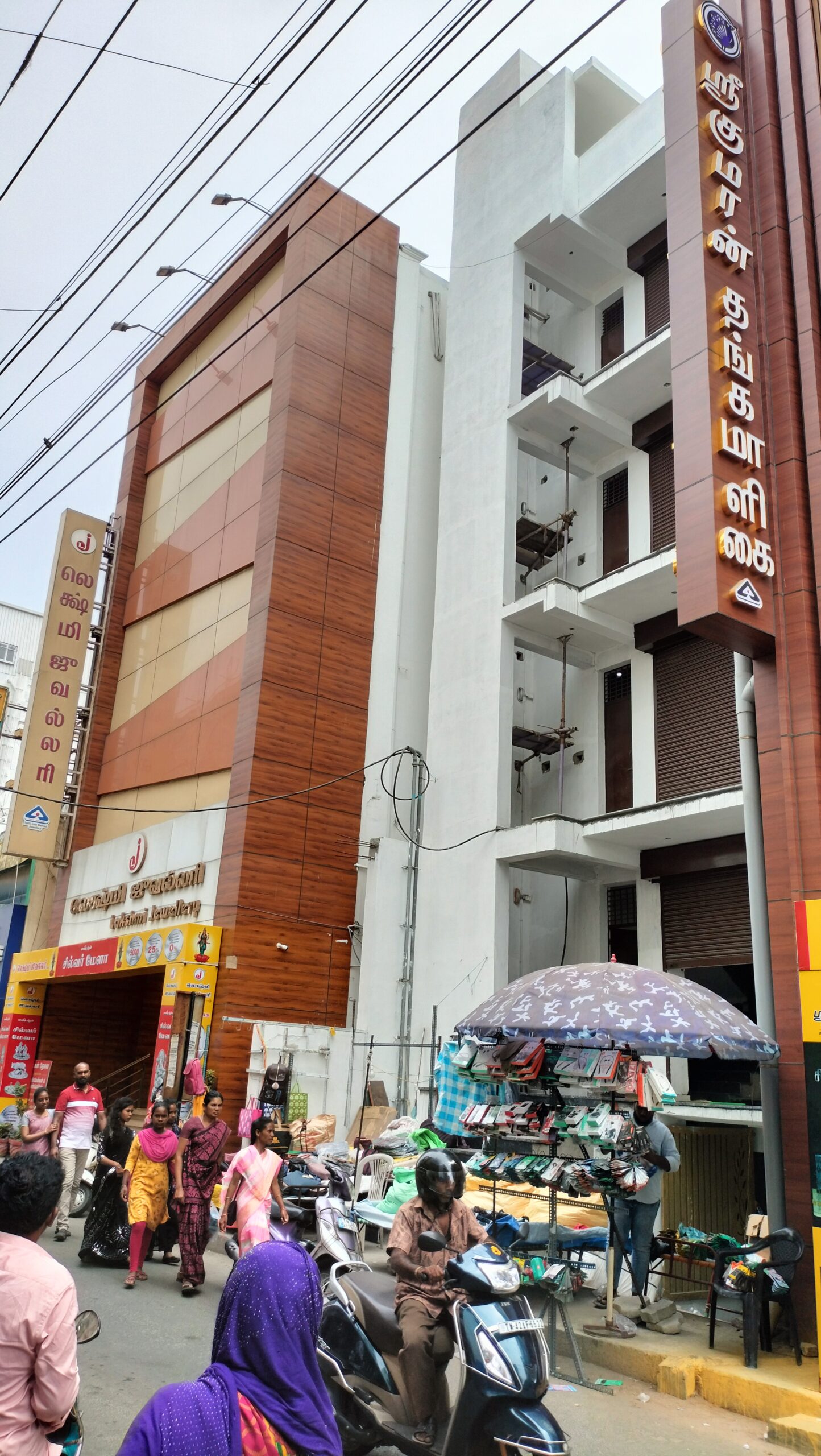 exterior view of shop for rent