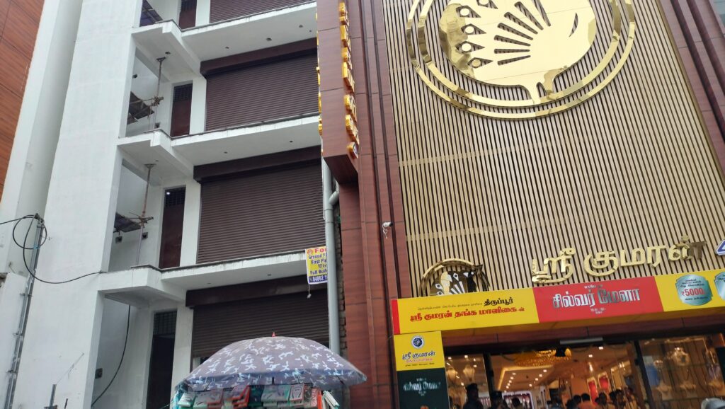 exterior view of shop on rent