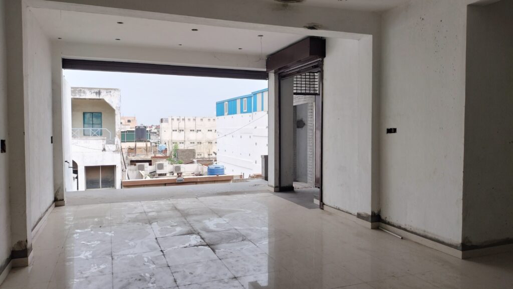interior view of shop for rent in tirupur
